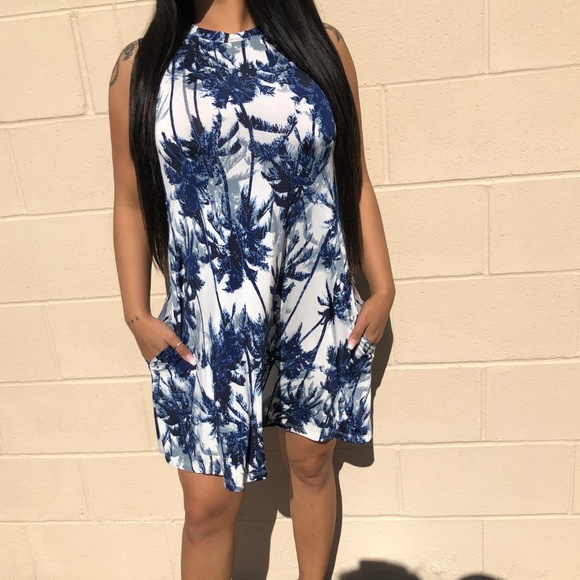 Tropical Palm Tree Dress - Picture 3 of 4